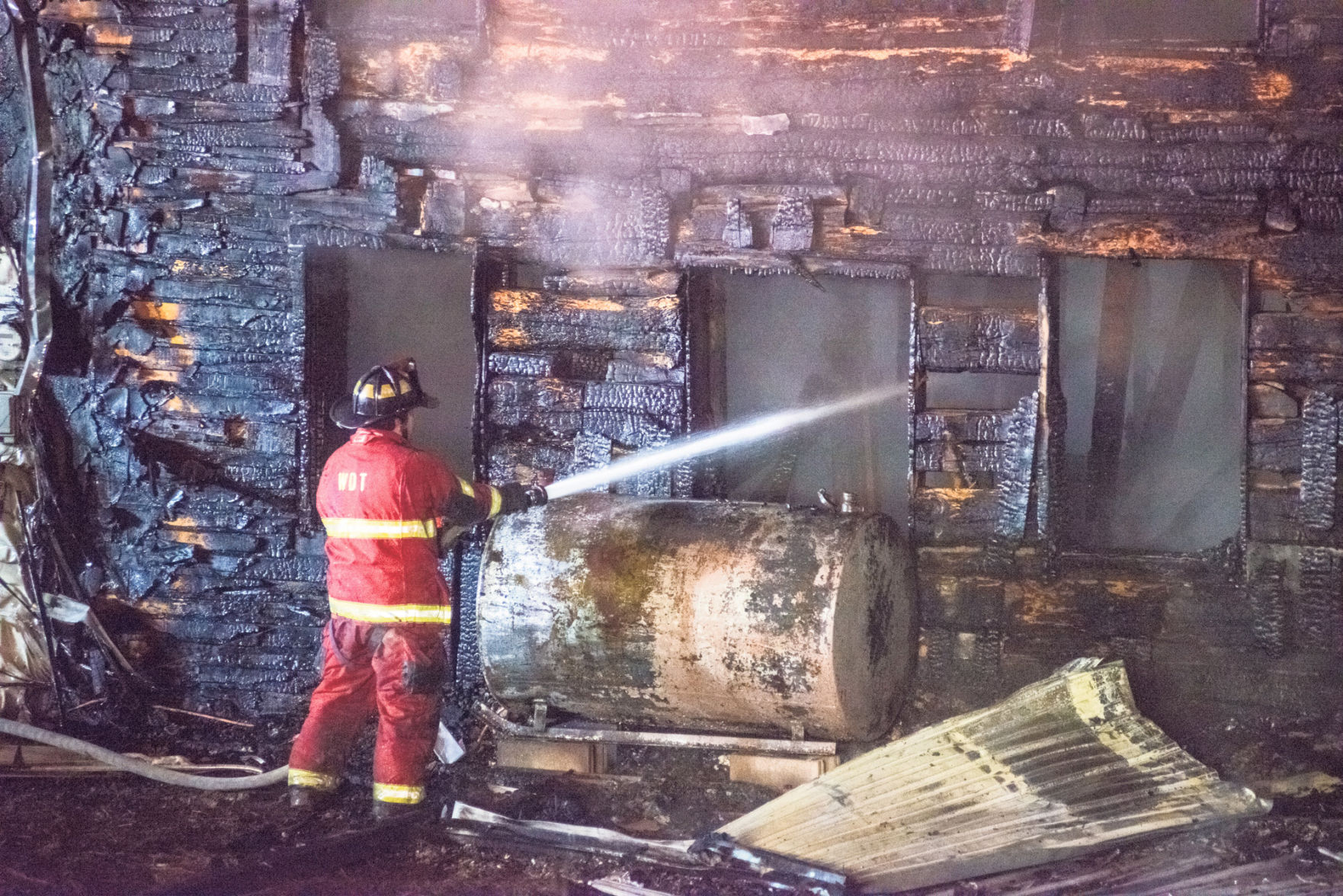 JEWhiteDeerFire25D.jpg
